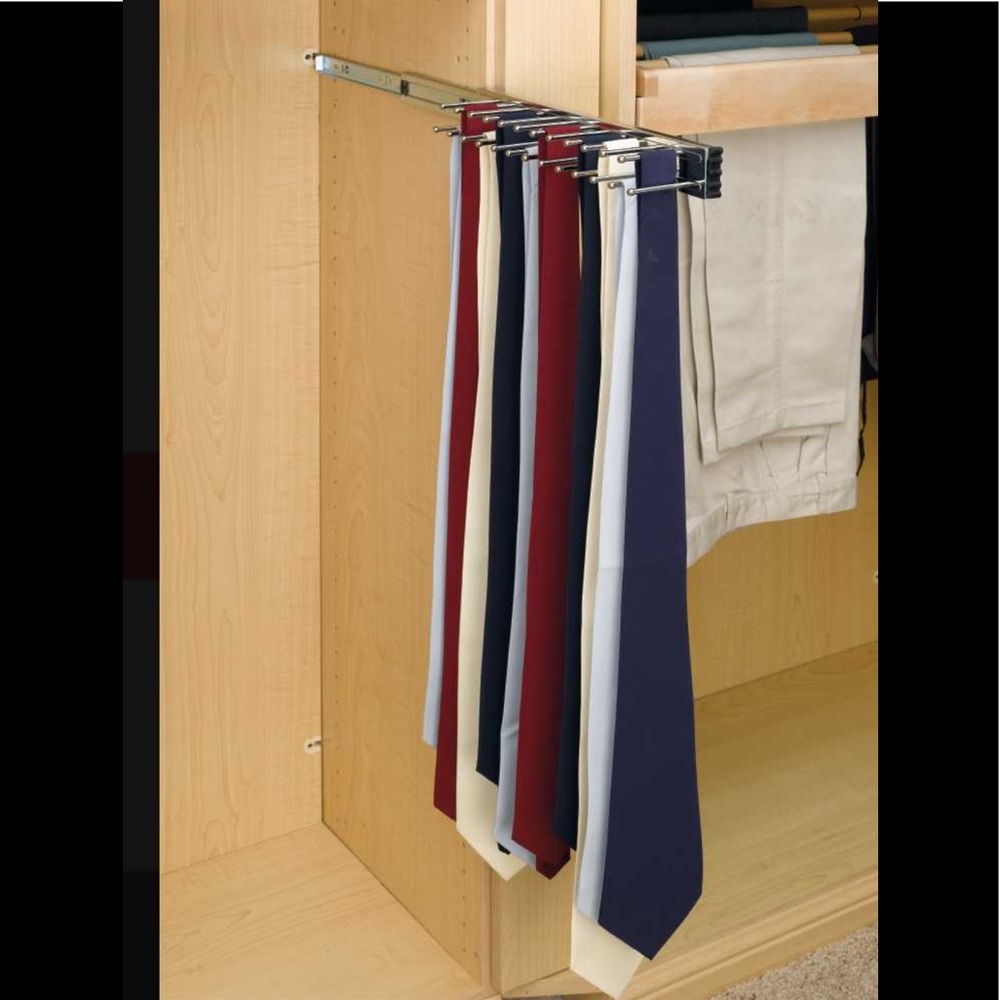 Tie Rod. Chrome. Closet organizer.